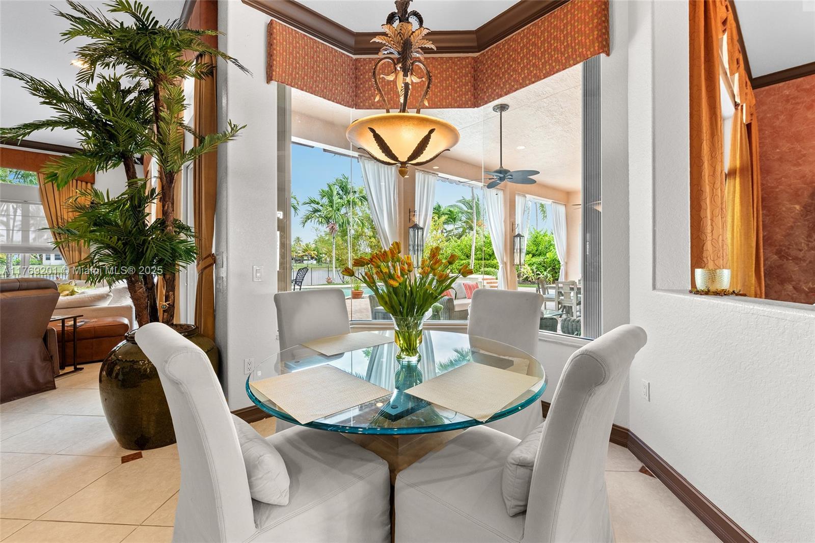 RIVERSTONE - Residential