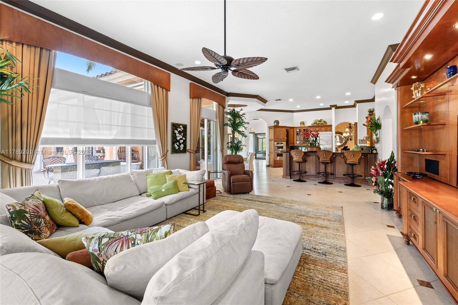 RIVERSTONE - Residential