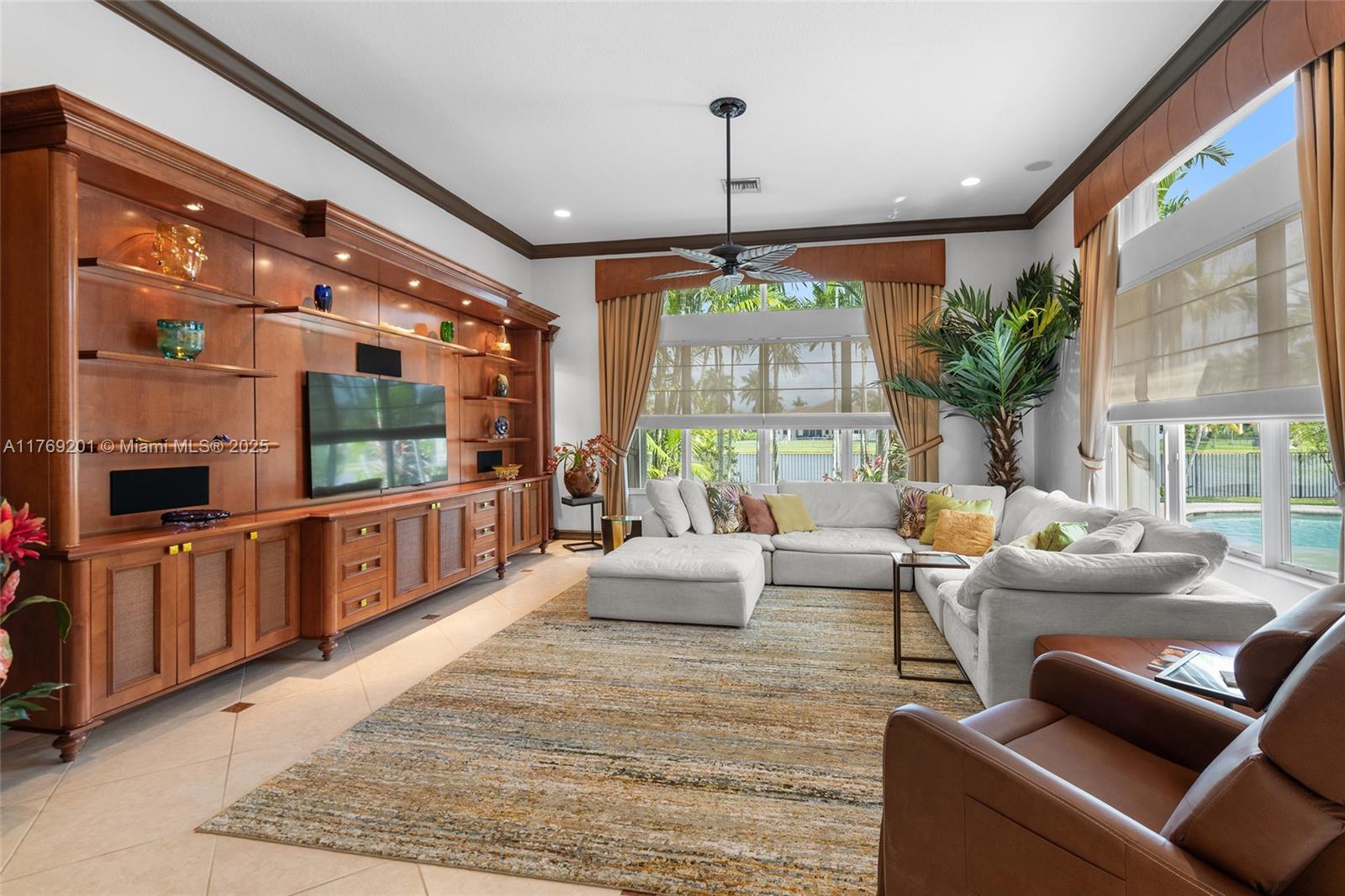 RIVERSTONE - Residential