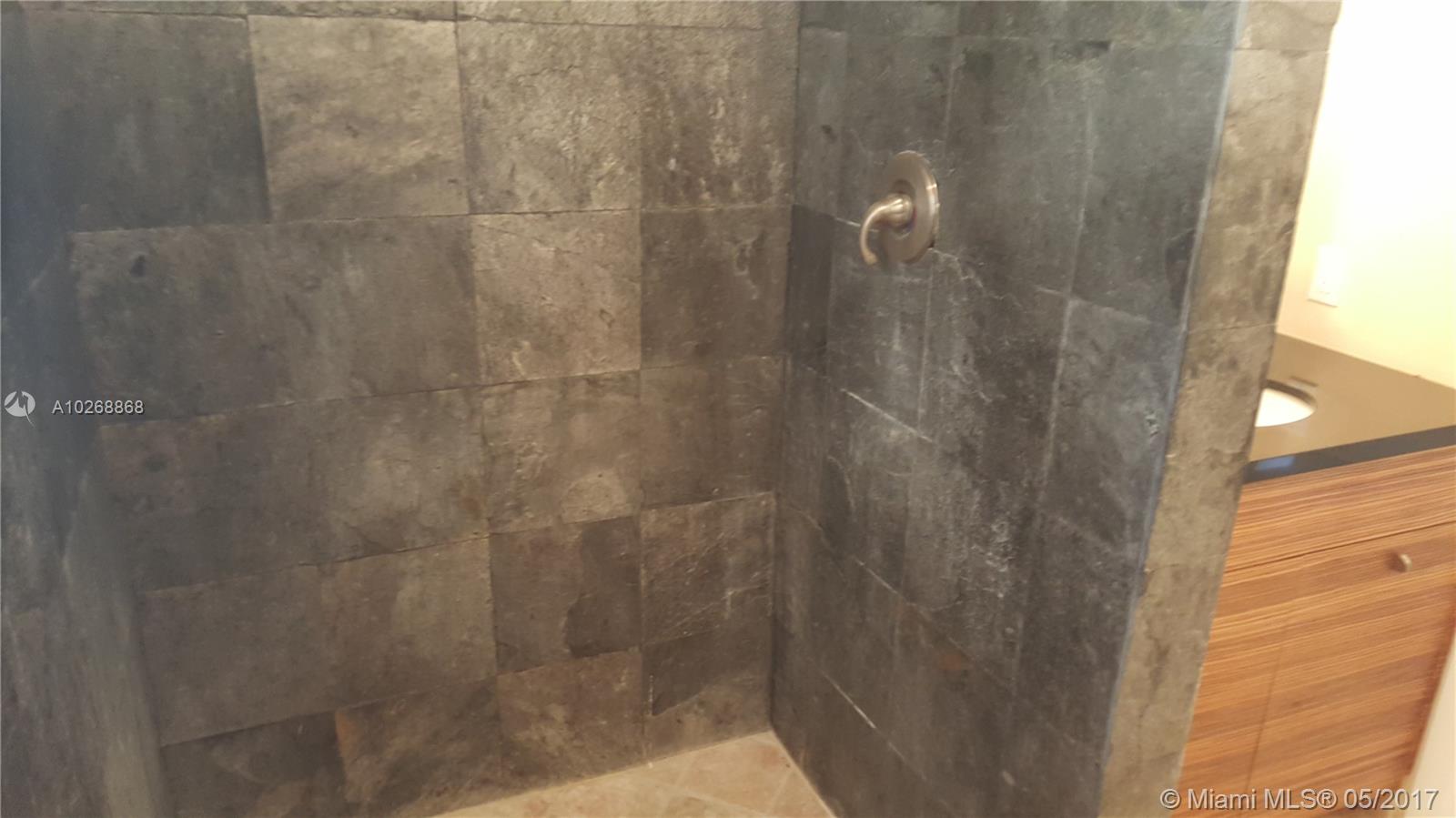 JENADA VILLAS - Residential Lease