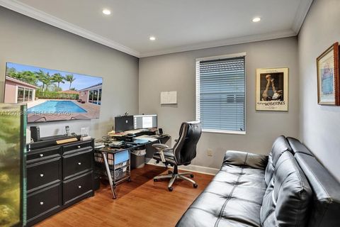 Tiny photo for 9921 NW 60th Pl, Parkland, FL 33076 (MLS # A12001881)