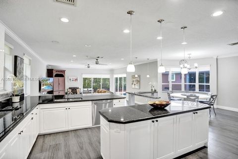 Tiny photo for 9921 NW 60th Pl, Parkland, FL 33076 (MLS # A12001881)