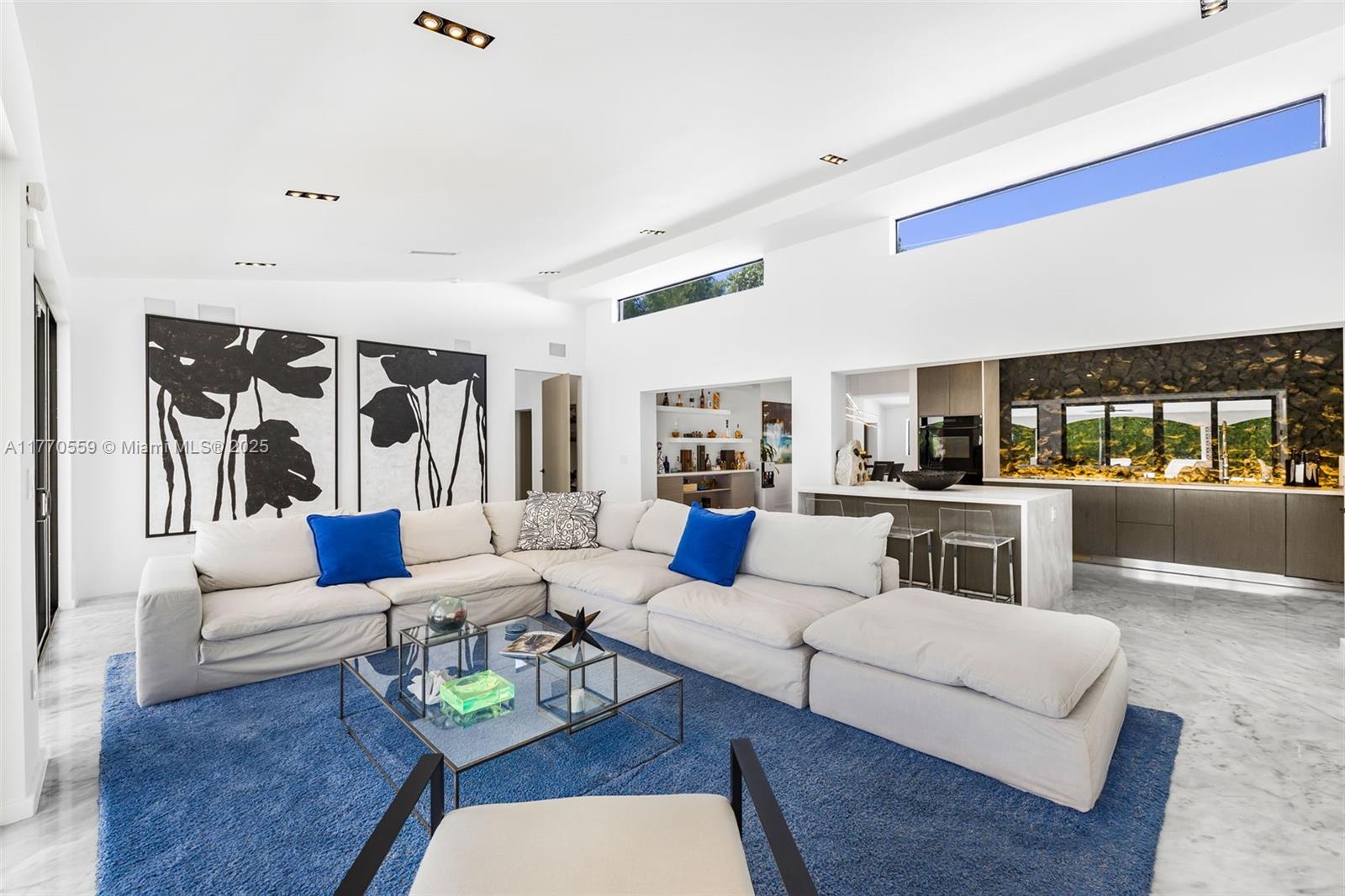 BISCAYNE POINT - Residential