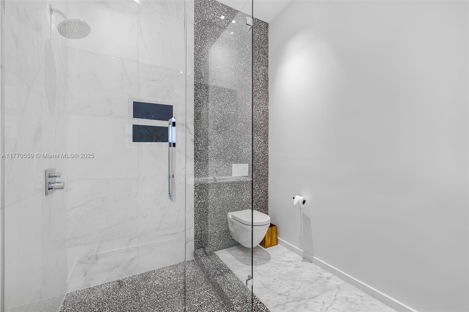 BISCAYNE POINT - Residential