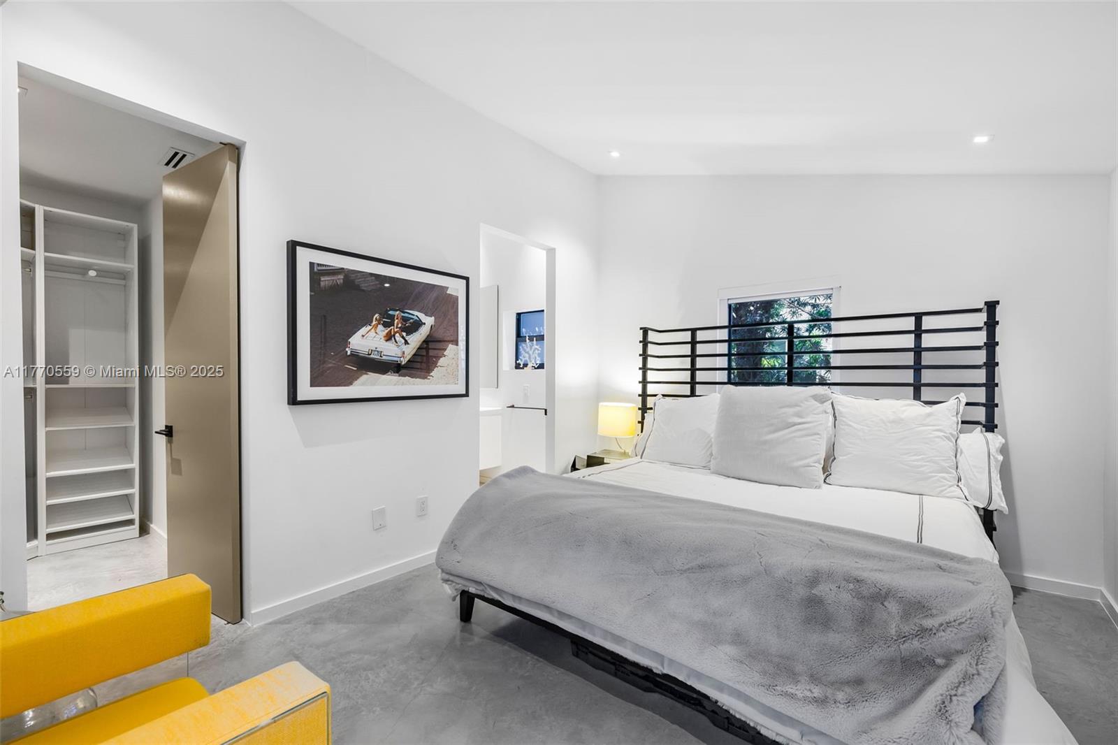 BISCAYNE POINT - Residential