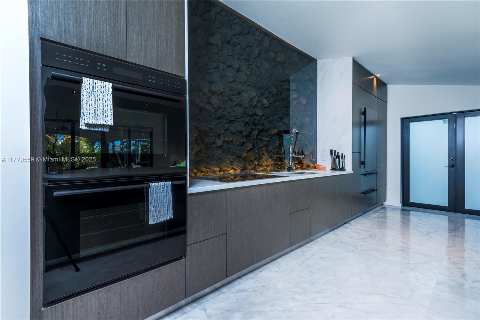 BISCAYNE POINT - Residential