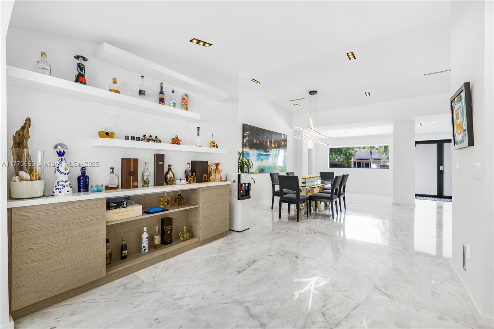 BISCAYNE POINT - Residential