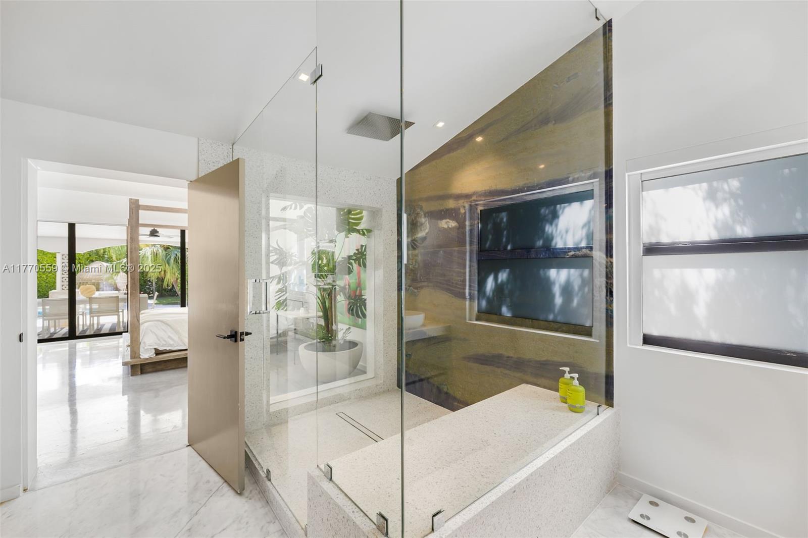 BISCAYNE POINT - Residential