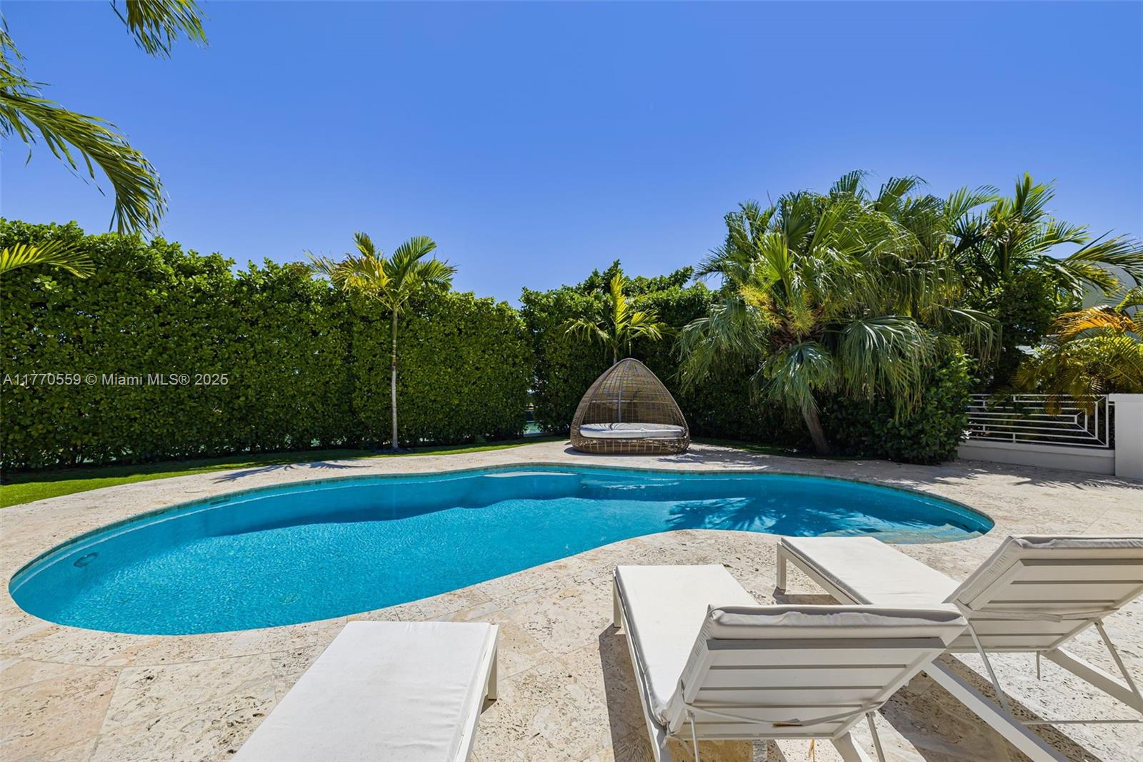 BISCAYNE POINT - Residential