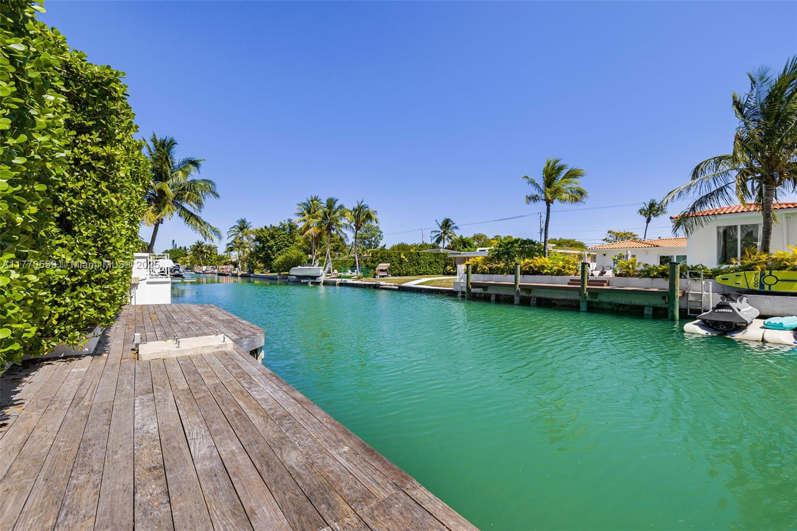 BISCAYNE POINT - Residential