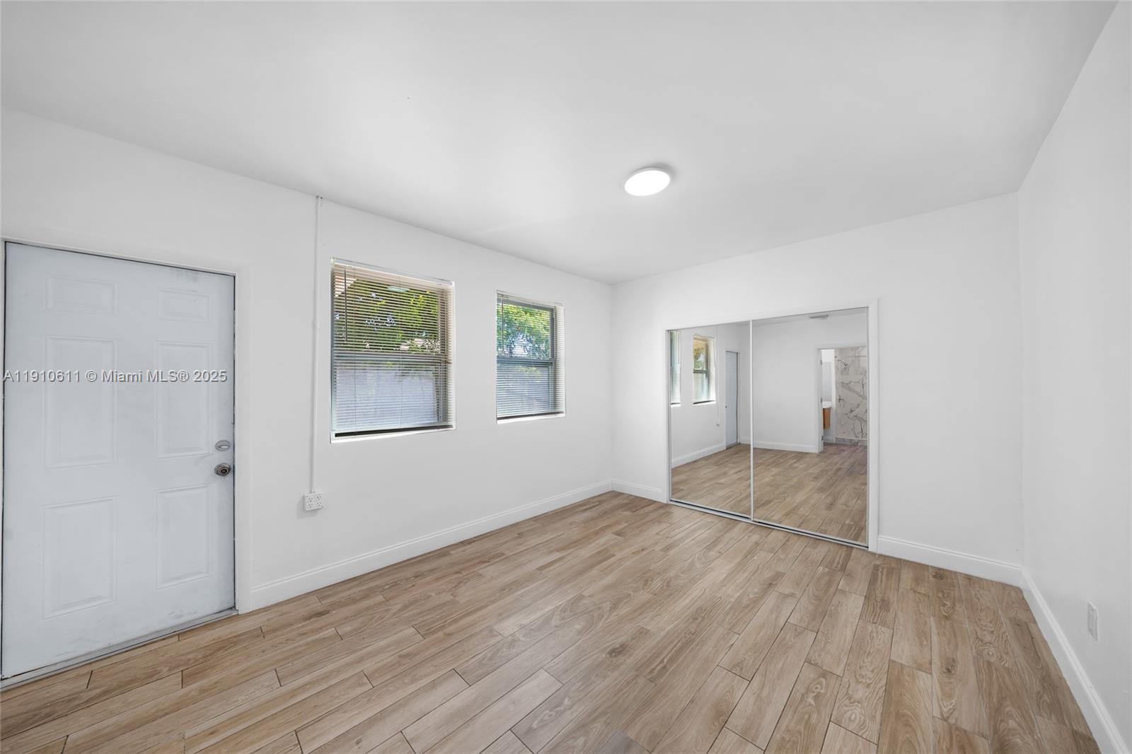 BEVERLY PARK - Residential Lease