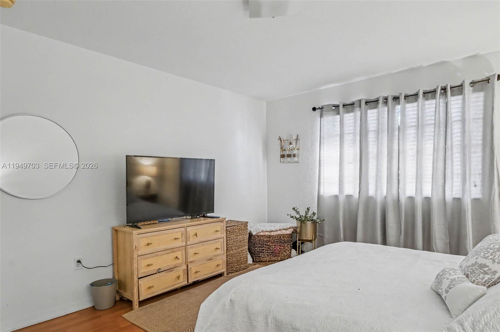 LAS BRISAS AT DORAL CONDO - Residential