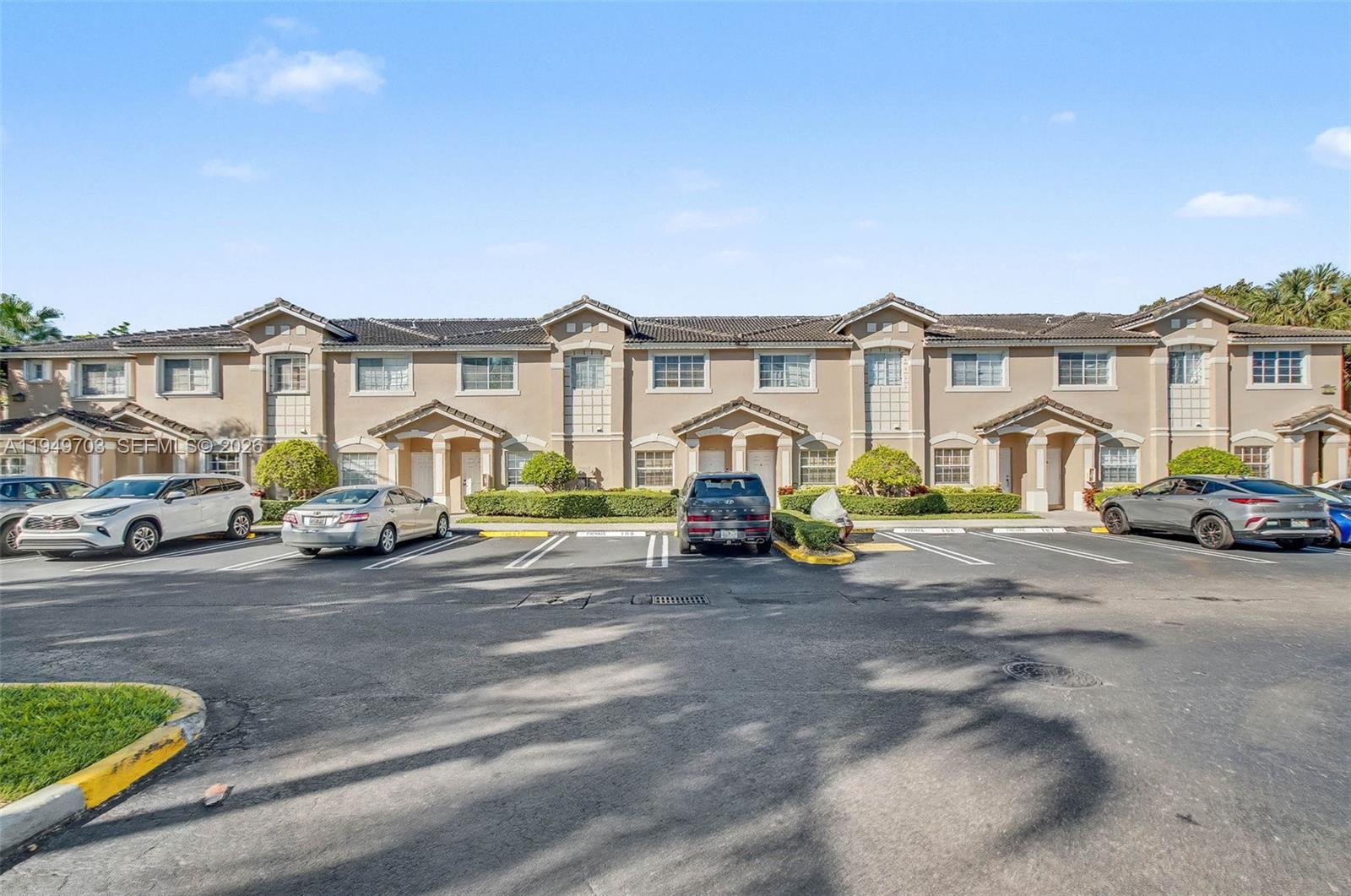 5719 NW 114th Ct 105