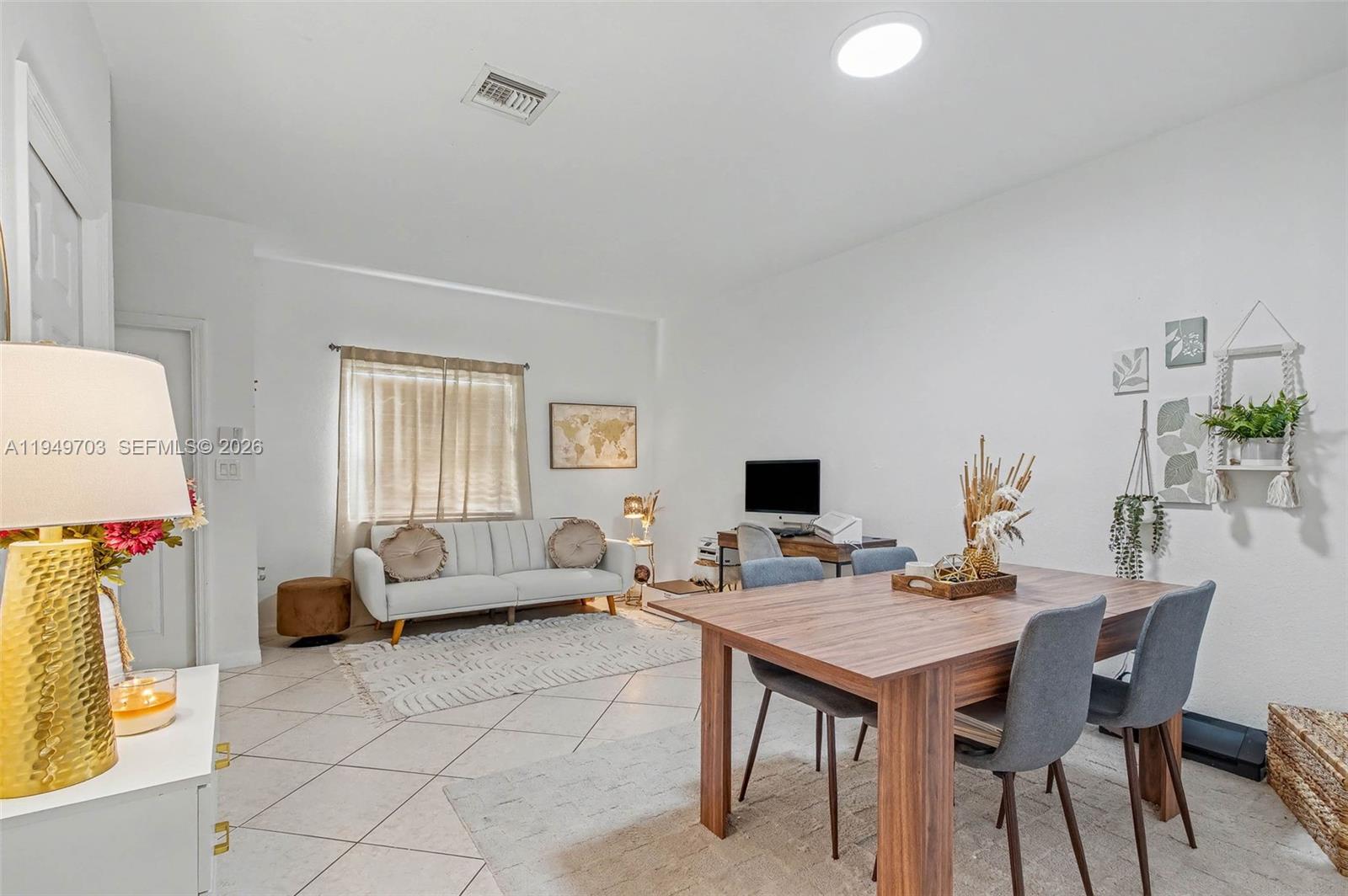 LAS BRISAS AT DORAL CONDO - Residential