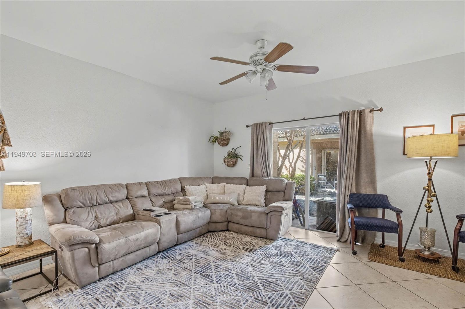 LAS BRISAS AT DORAL CONDO - Residential