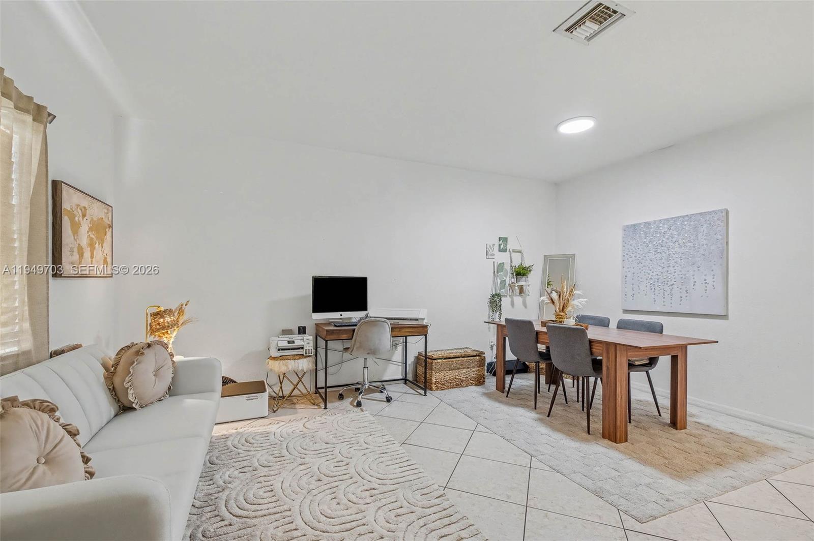 LAS BRISAS AT DORAL CONDO - Residential