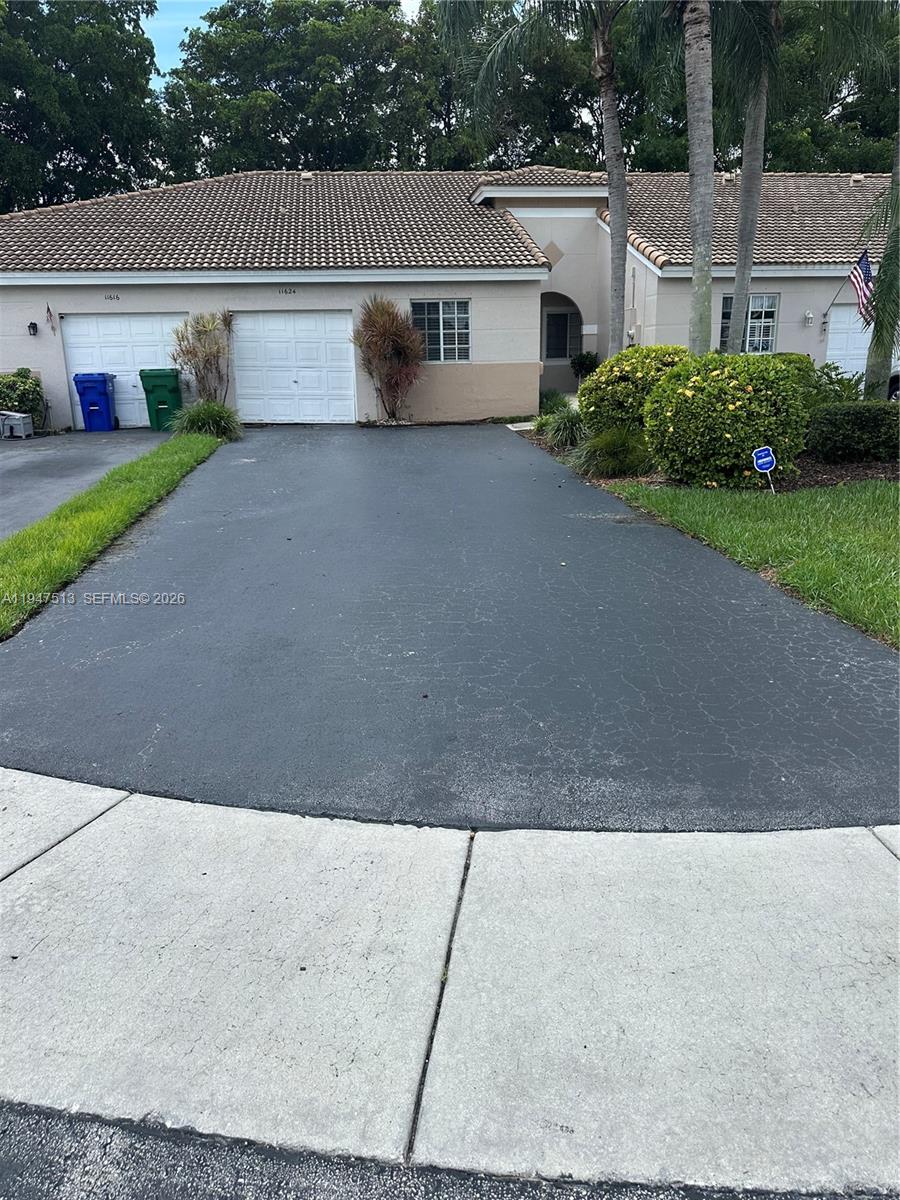 VILLAGES OF RENAISSANCE - Residential