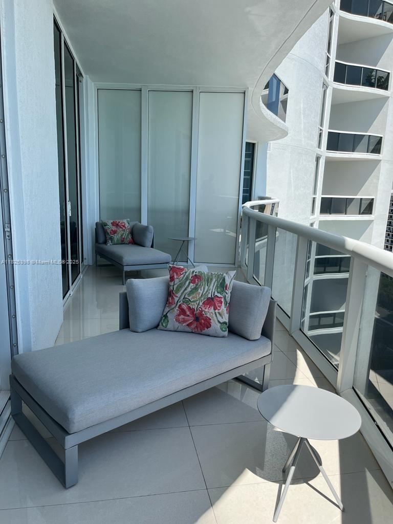 15811 Collins Ave 1502, Sunny Isles Beach, FL, 33160/$1,790,000 3 15811 Collins Ave 1502