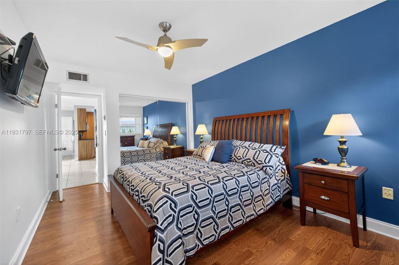 STAR PARADISE CONDO - Residential