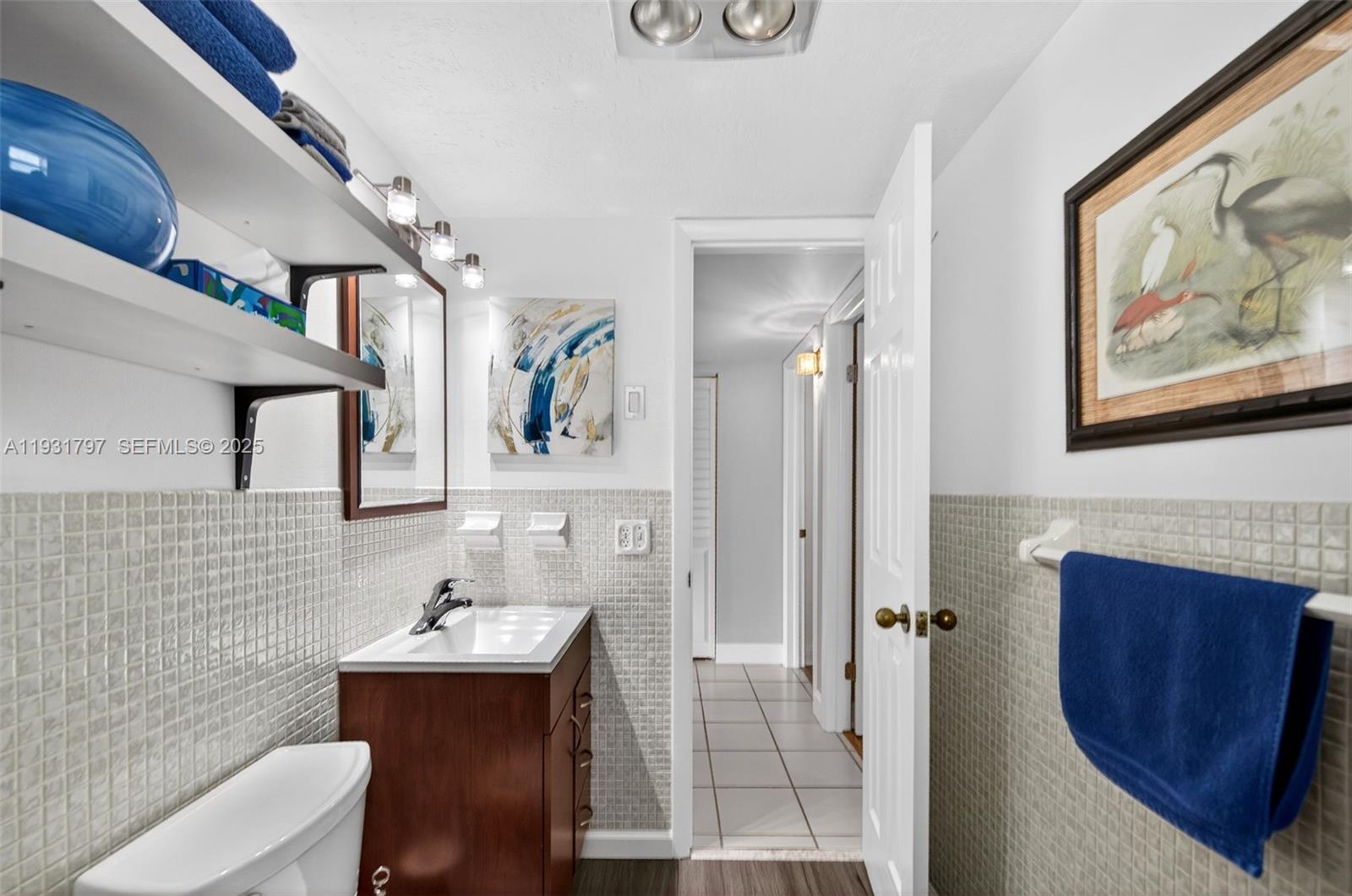 STAR PARADISE CONDO - Residential