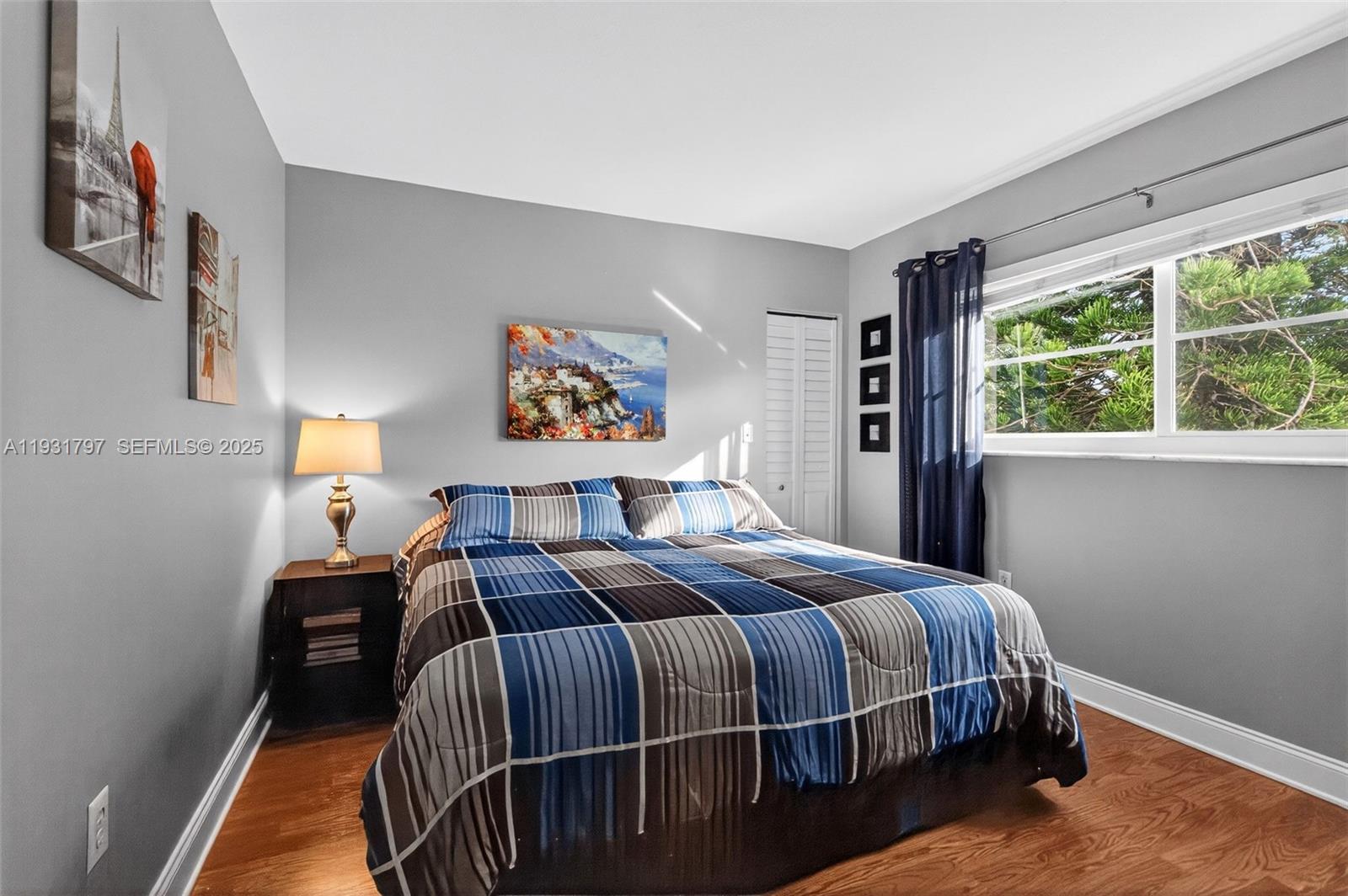 STAR PARADISE CONDO - Residential