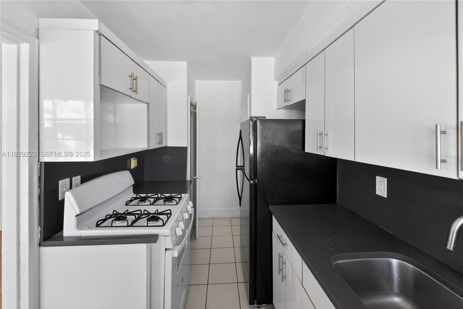 2ND REV PL OF PORT OF OCE - Residential Lease