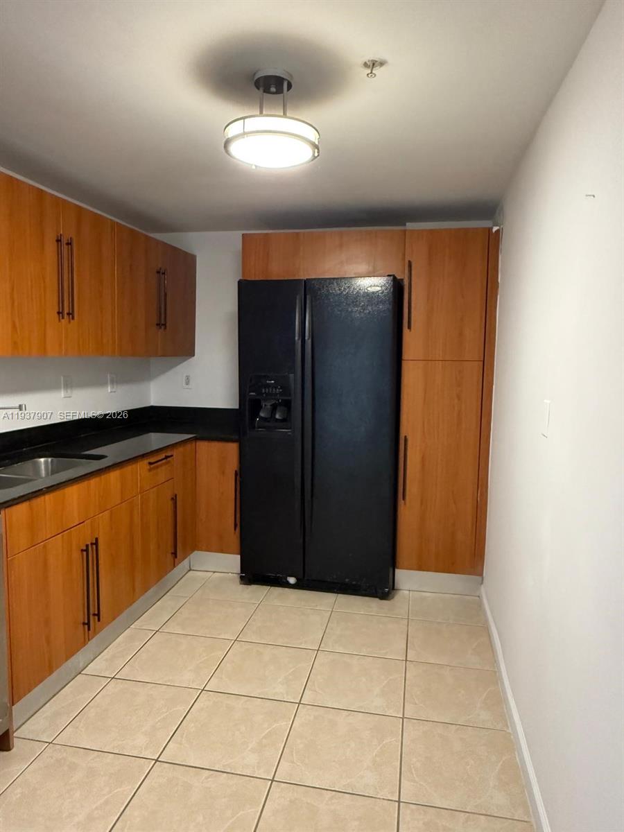 RESIDENCES ON HOLLYWOOD B - Residential