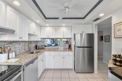 4800 Hillcrest Ln 514 Hollywood FL 33021