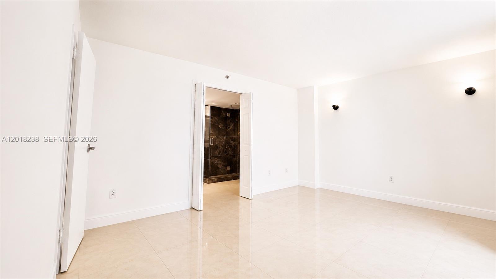 THE GEORGIAN CONDO - Residential