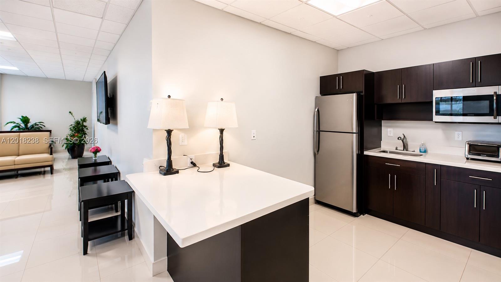 THE GEORGIAN CONDO - Residential