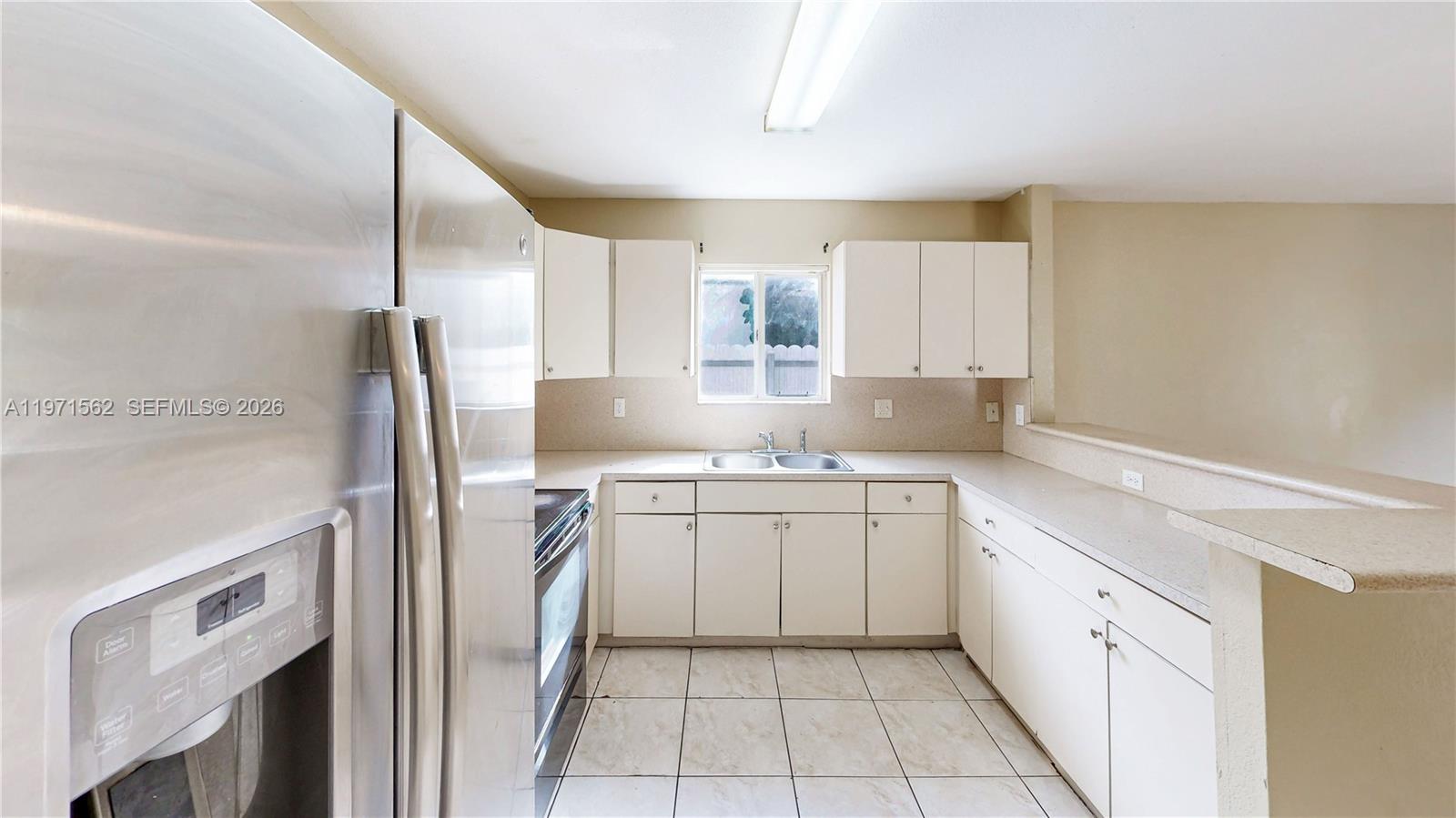 CHRISTOPHER GARDENS - Residential