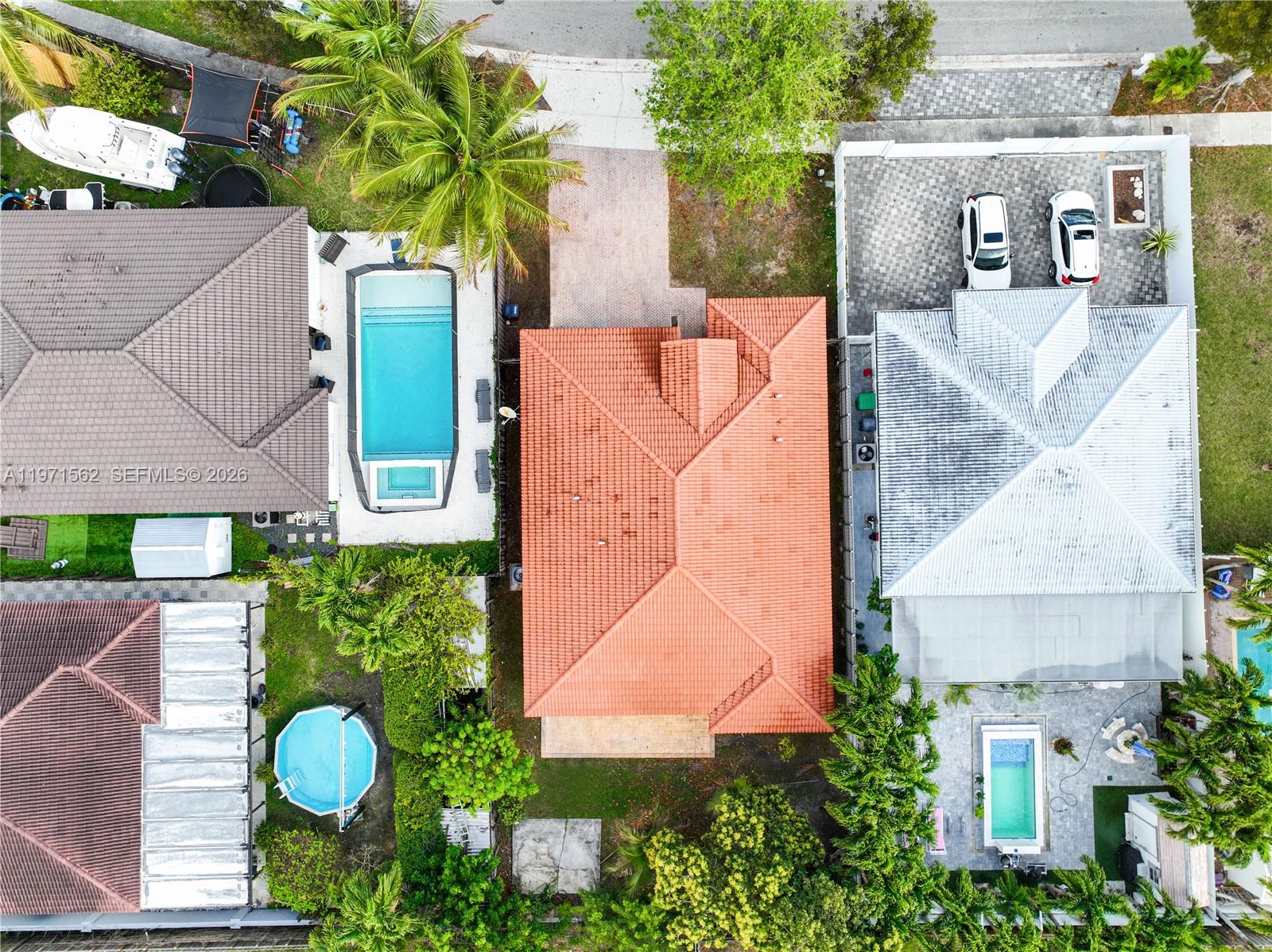 CHRISTOPHER GARDENS - Residential