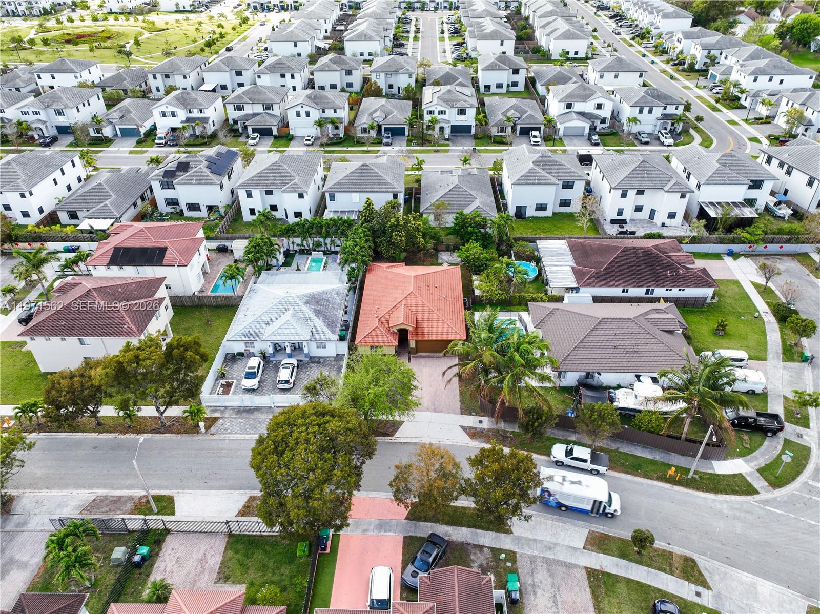 CHRISTOPHER GARDENS - Residential