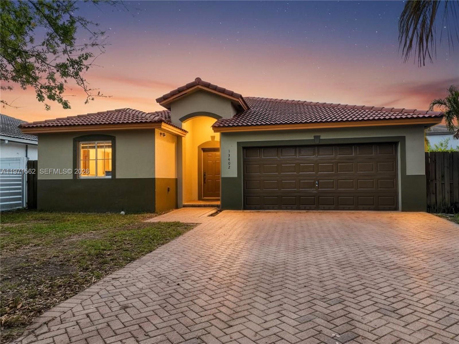 CHRISTOPHER GARDENS - Residential