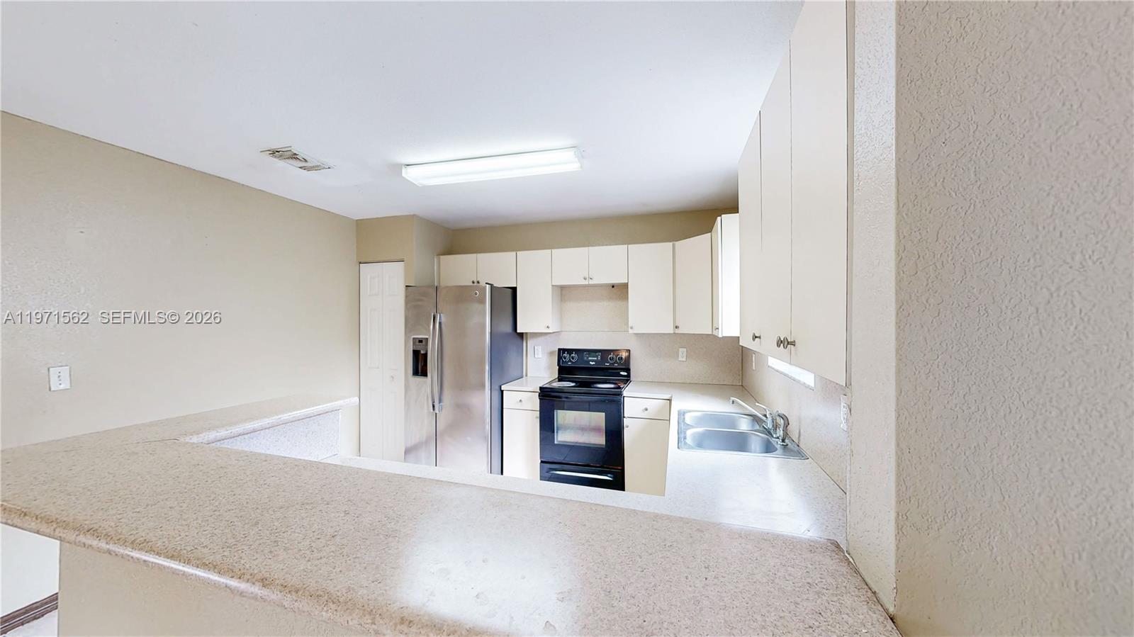 CHRISTOPHER GARDENS - Residential