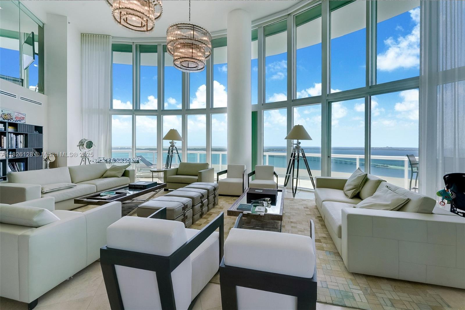 1643 Brickell Ave 3501