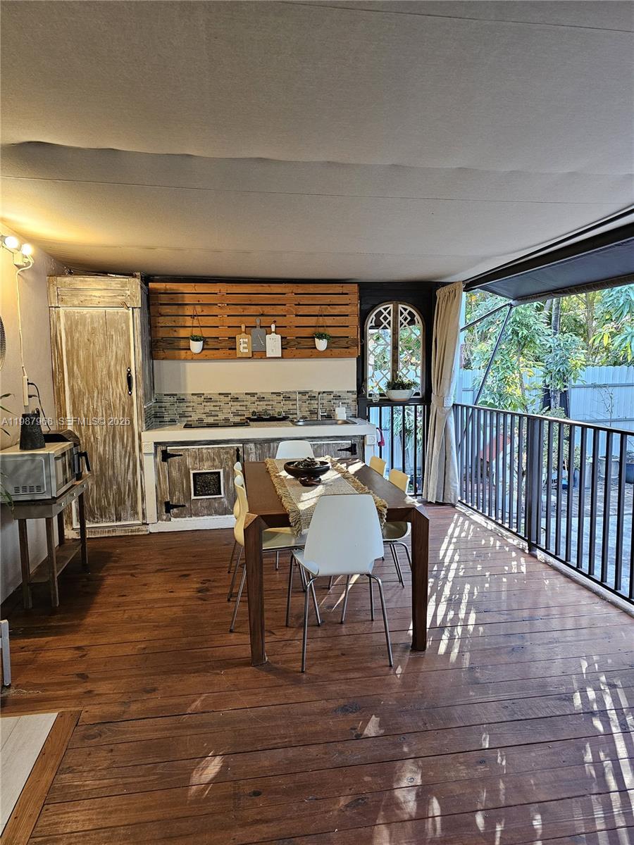 ST JAMES PARK - Residential Lease