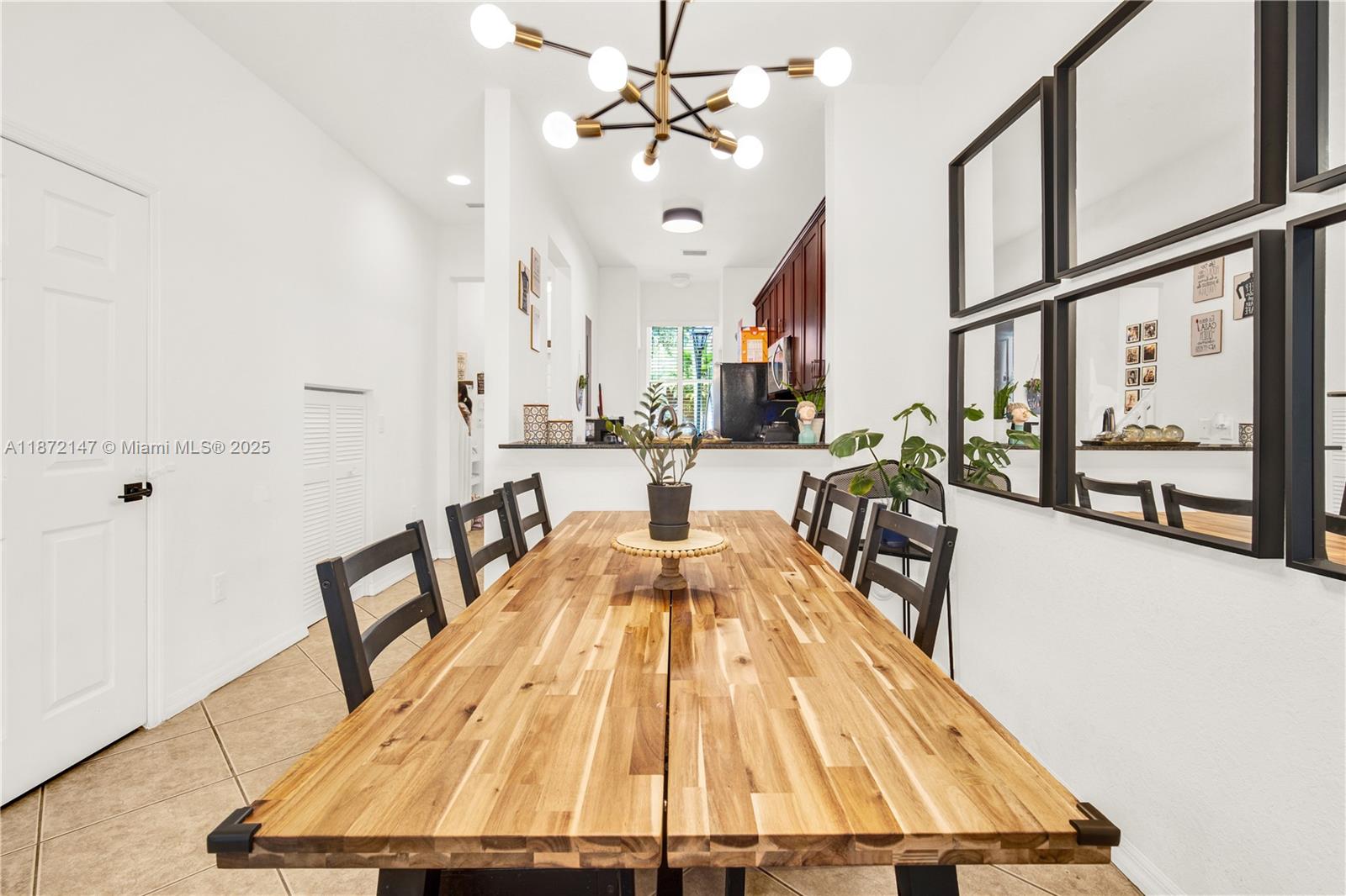 VILLAGE WALK - Residential