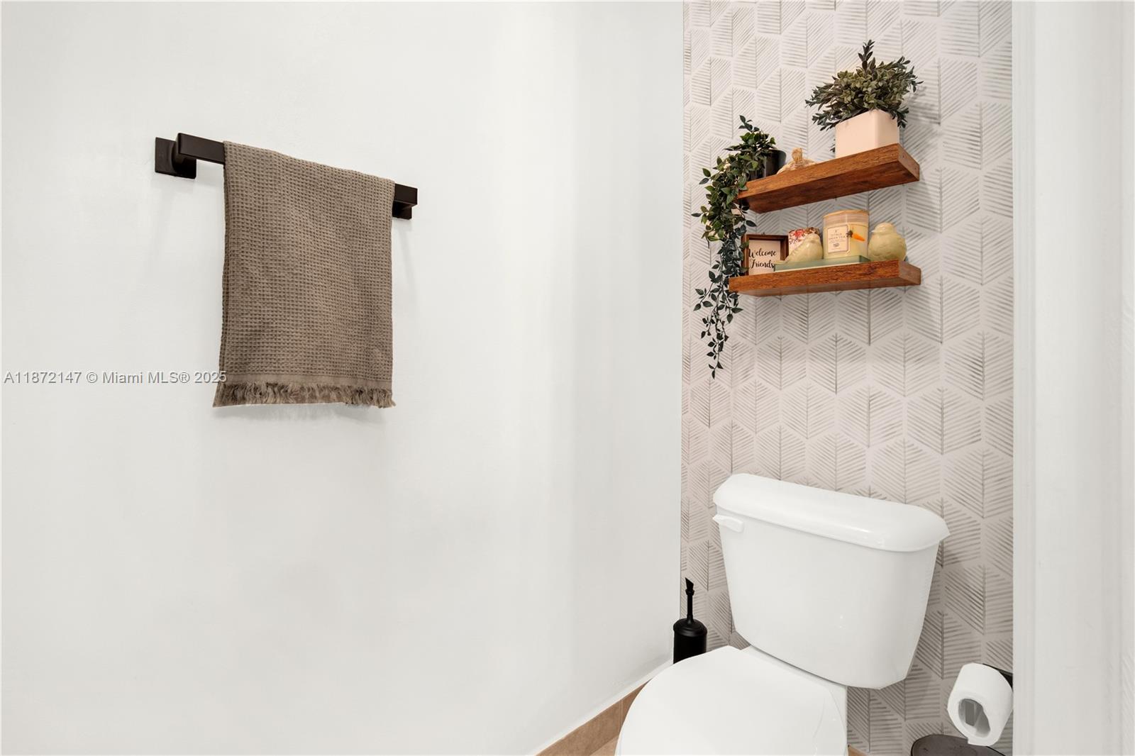 VILLAGE WALK - Residential