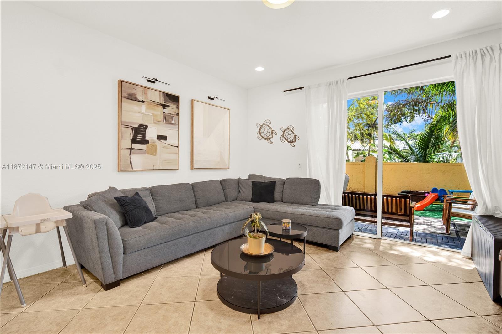 VILLAGE WALK - Residential