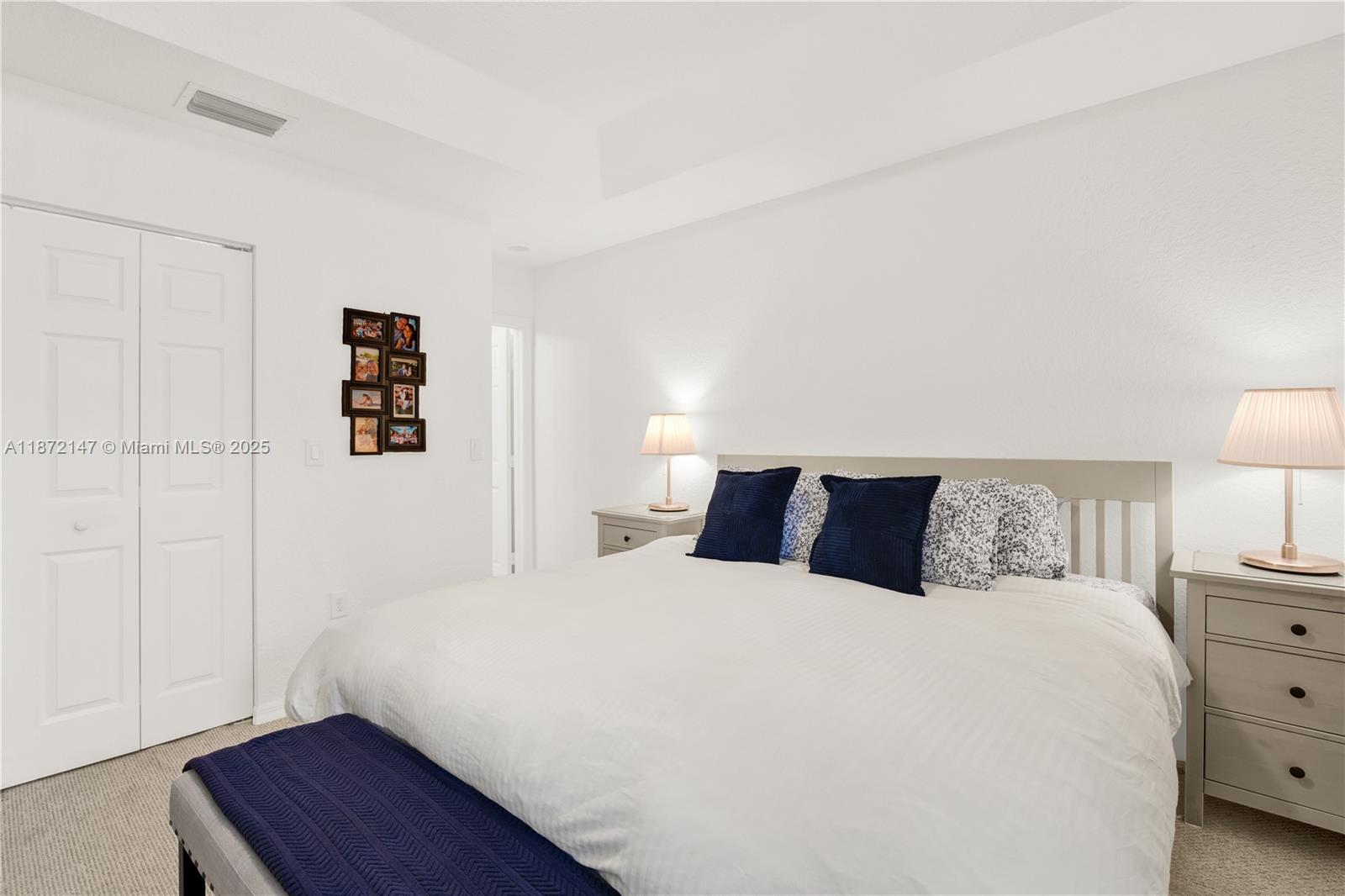 VILLAGE WALK - Residential