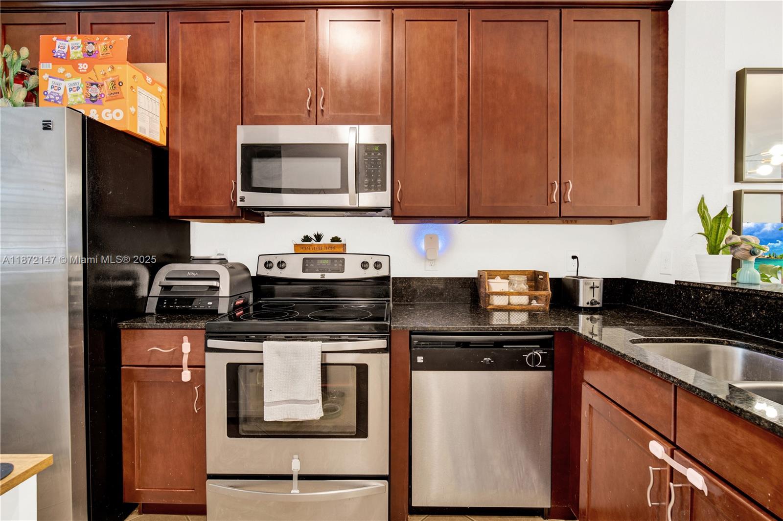 VILLAGE WALK - Residential