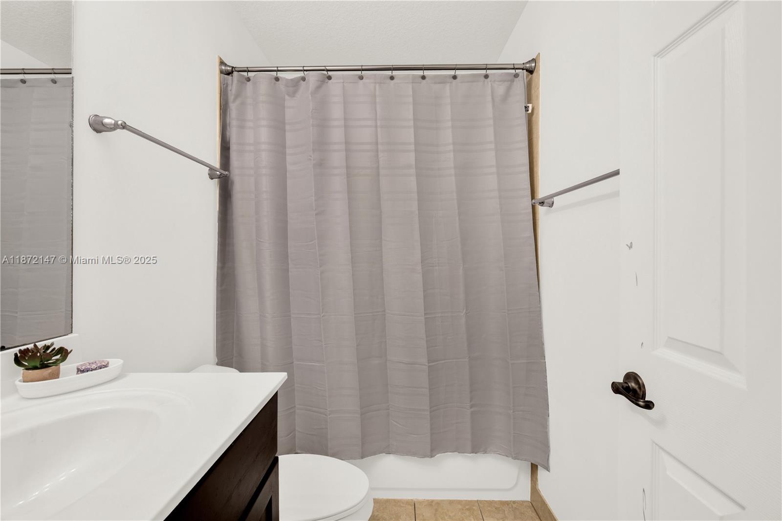 VILLAGE WALK - Residential