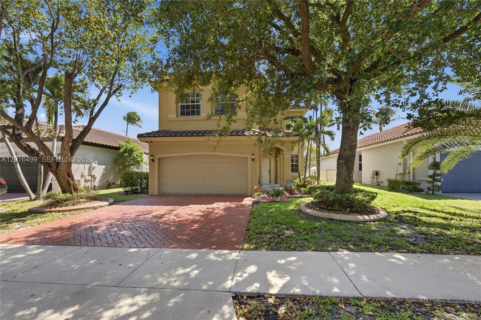 4980 SW 137th Ter