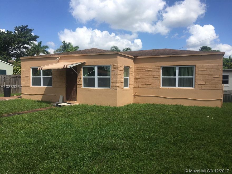 Spacious Updated Hollywood Home. Three Bedrooms Two Baths, Tile Floors Throughout, Patio, Extended Driveway, New Appliances, Updated Kitchen and Baths, Foyer Entrance, Good School District, All Pets Welcomed with Deposit, Quick Approval, Come See Today!
