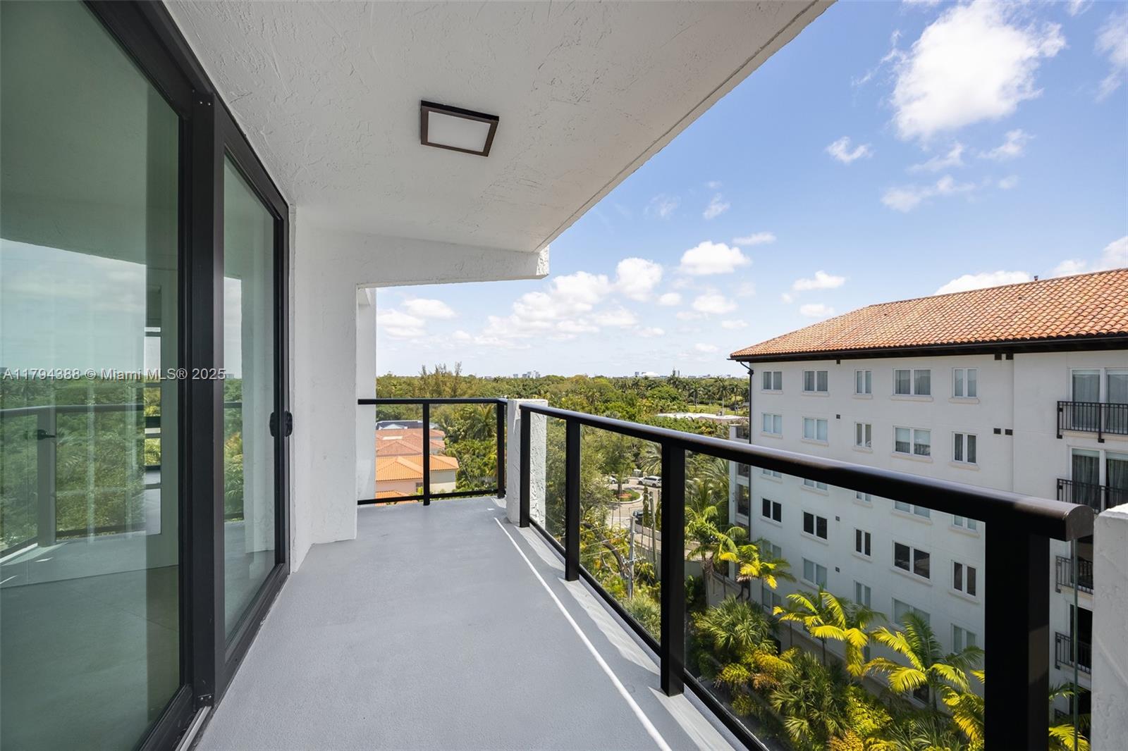 1600 SOUTH BAYSHORE LANE - Residential