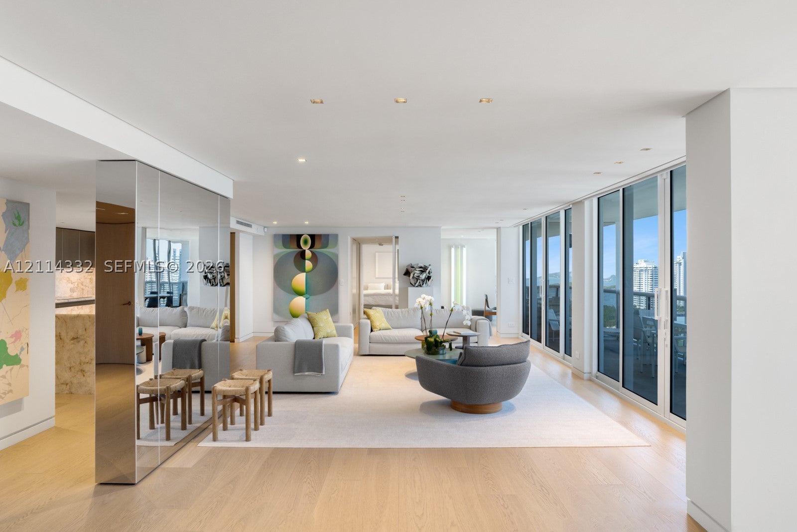 1900 Sunset Harbour Dr 2102/04/06
