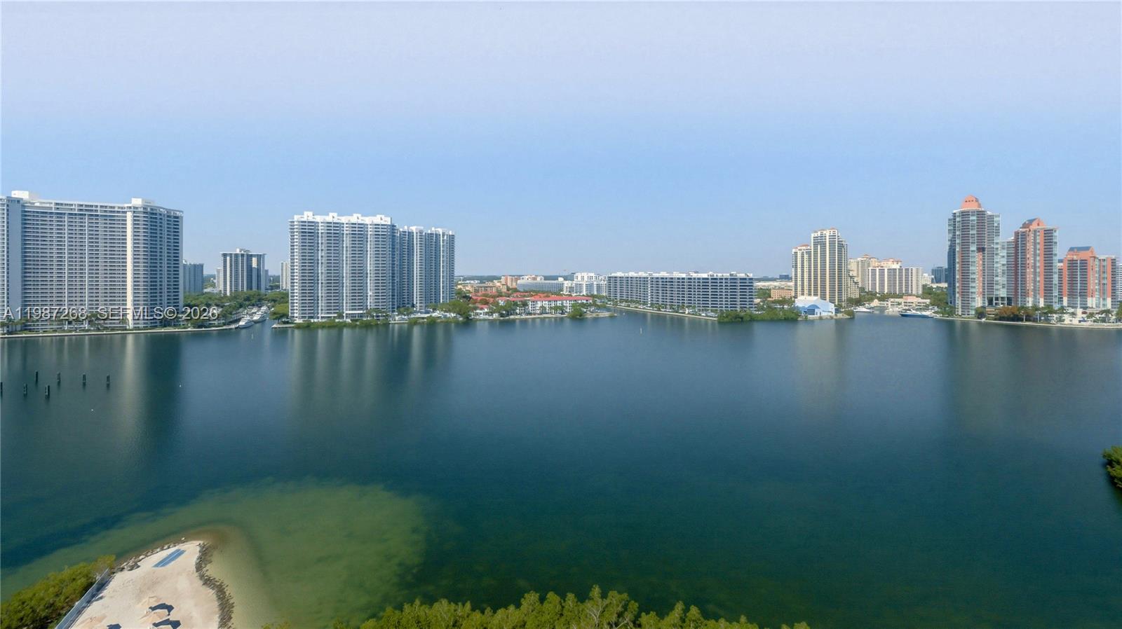 PRIVE CONDO - Residential