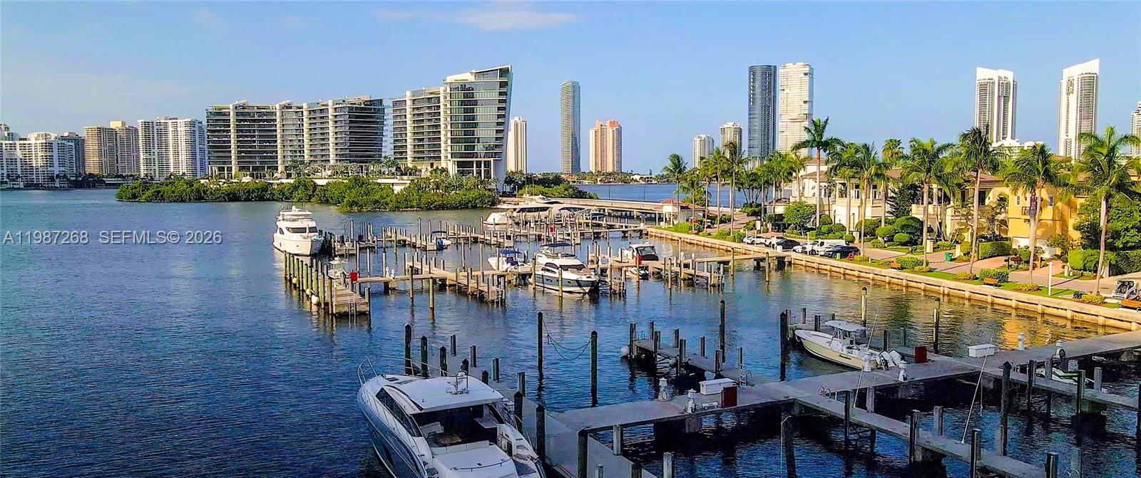 PRIVE CONDO - Residential