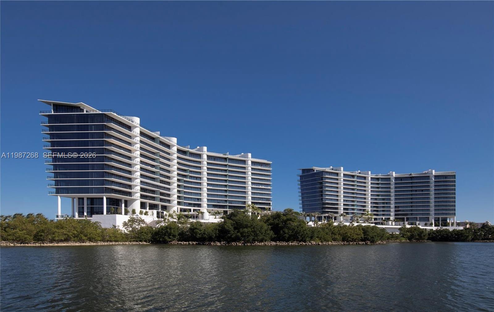 PRIVE CONDO - Residential